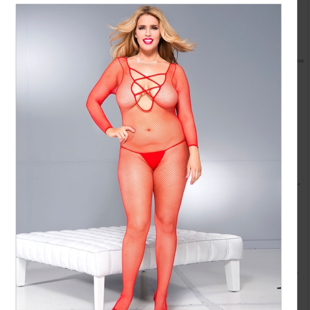 💞PLUS🎉XL Fishnet Bodystocking - Picture 2 of 3